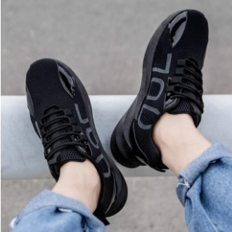 Causal 700 fashionable sneaker for men-Black