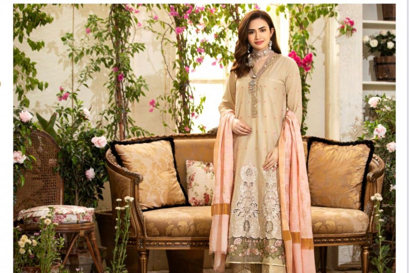 Manara Luxury Embroidered Lawn Collection 2021