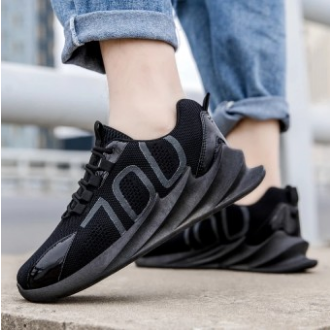 Causal 700 fashionable sneaker for men-Black